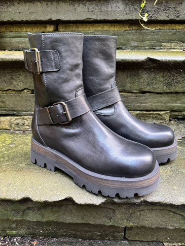 Lofina Vacchetta Nero Leather Boots 8525