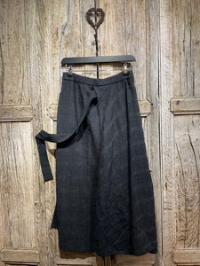 Preloved LES FILLES D’AILLEURS Black Check Wool Skirt