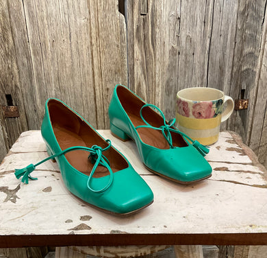Preloved Penelope Chilvers Greens/Bluey Shoes