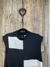 Preloved MODERN, Black & White Dress