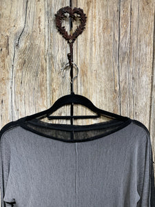 Preloved GALA Black & Grey Mesh Top