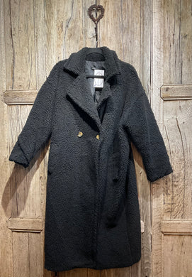Preloved MADE IN ITALY Black Teddy Bear Coat