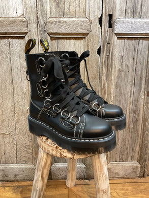 Preloved Dr. Marten Black Leather Boots