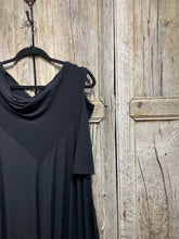 Preloved XENIA Black Top