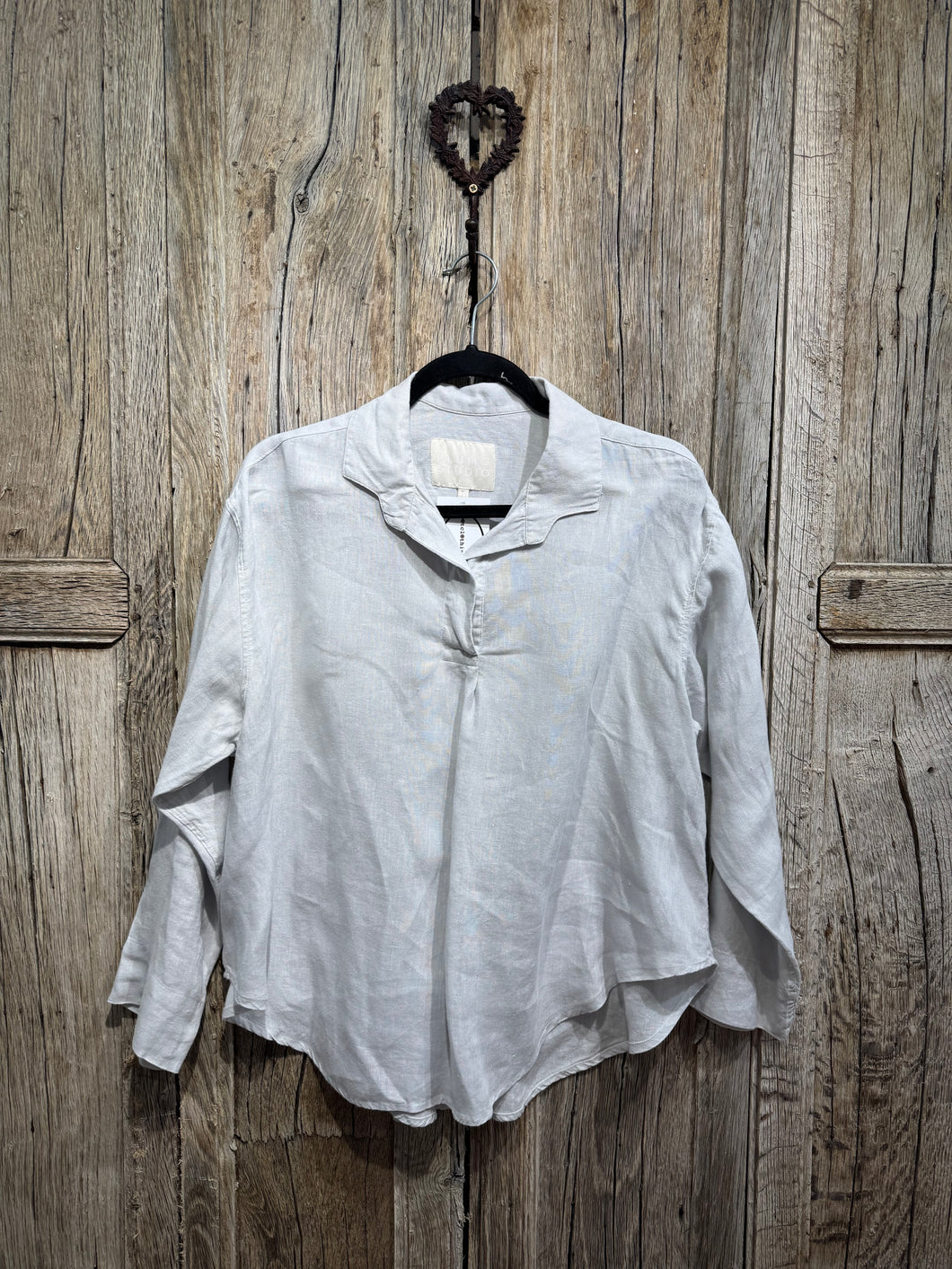 Preloved Plümo Studio Grey Linen Shirt
