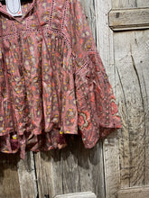 Preloved KITSCH & POP Print and Sparkle Top