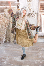 Magnolia Pearl Versailles Quilted Julian Kimono 1065