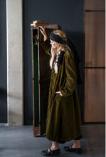 Les Ours Maé Velours Forêt Coat AW26