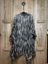 Preloved Isolde Roth Grey/White Coat