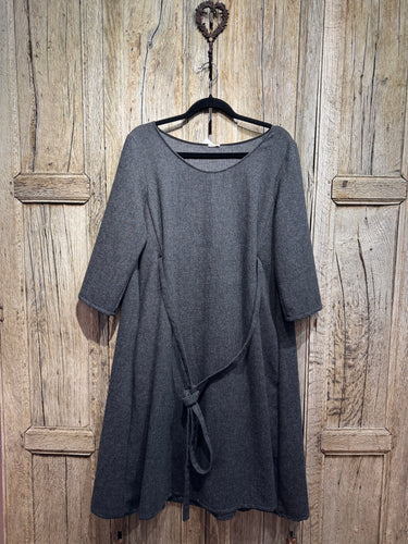 Preloved Apuntob Grey Wool Dress