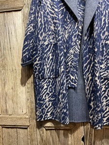 Preloved MAX MARA WEEKEND Reversible Blue Animal Print Coat