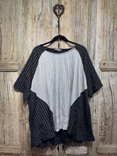 Preloved Alembika Black & White Top