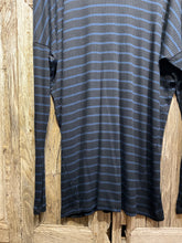 Preloved ALEMBIKA Navy and Blue Stripe Tee