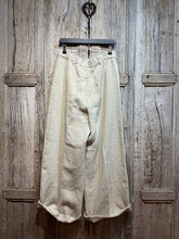 Preloved AEQUAMENTE Beige Cotton Trousers
