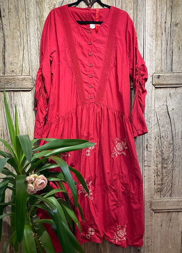 Preloved EWA I WALLA Red Dress with Embroidery Detail