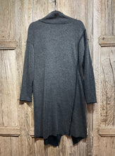 Preloved LINGZIJIA Black Knit Textured Tunic
