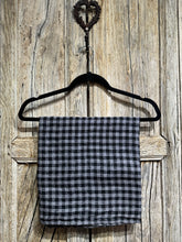 Grizas Grey Check Linen Scarf 8400-L280-9 AW24