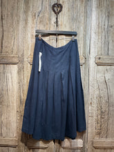 Preloved LURDES BERGADA Navy Pleated Skirt