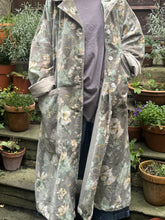JLS Floral Velvet Coat D49J