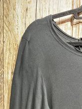 Preloved Rundholz Black Top Voile Layer