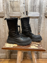 Preloved Lofina Black Leather Boots