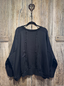 Plü Black Wide Short Sweater One Size 2105 AW25