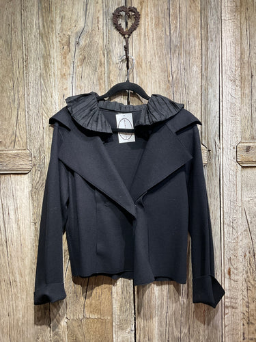 Preloved ANNETTE GORTZ BLACK Jacket with Frill Detail
