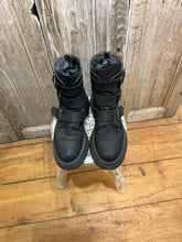 Preloved Lofina Black Leather Boots