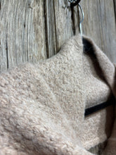 Les Ours Ecru Scarf AW25