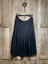 Preloved LURDES BERGADA, Black Pleated Skirt