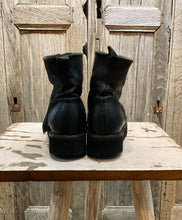 Preloved Zip Detail Leather Boots