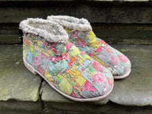 Preloved Magnolia Pearl Cotton Patchwork Ranchero Shoes 244