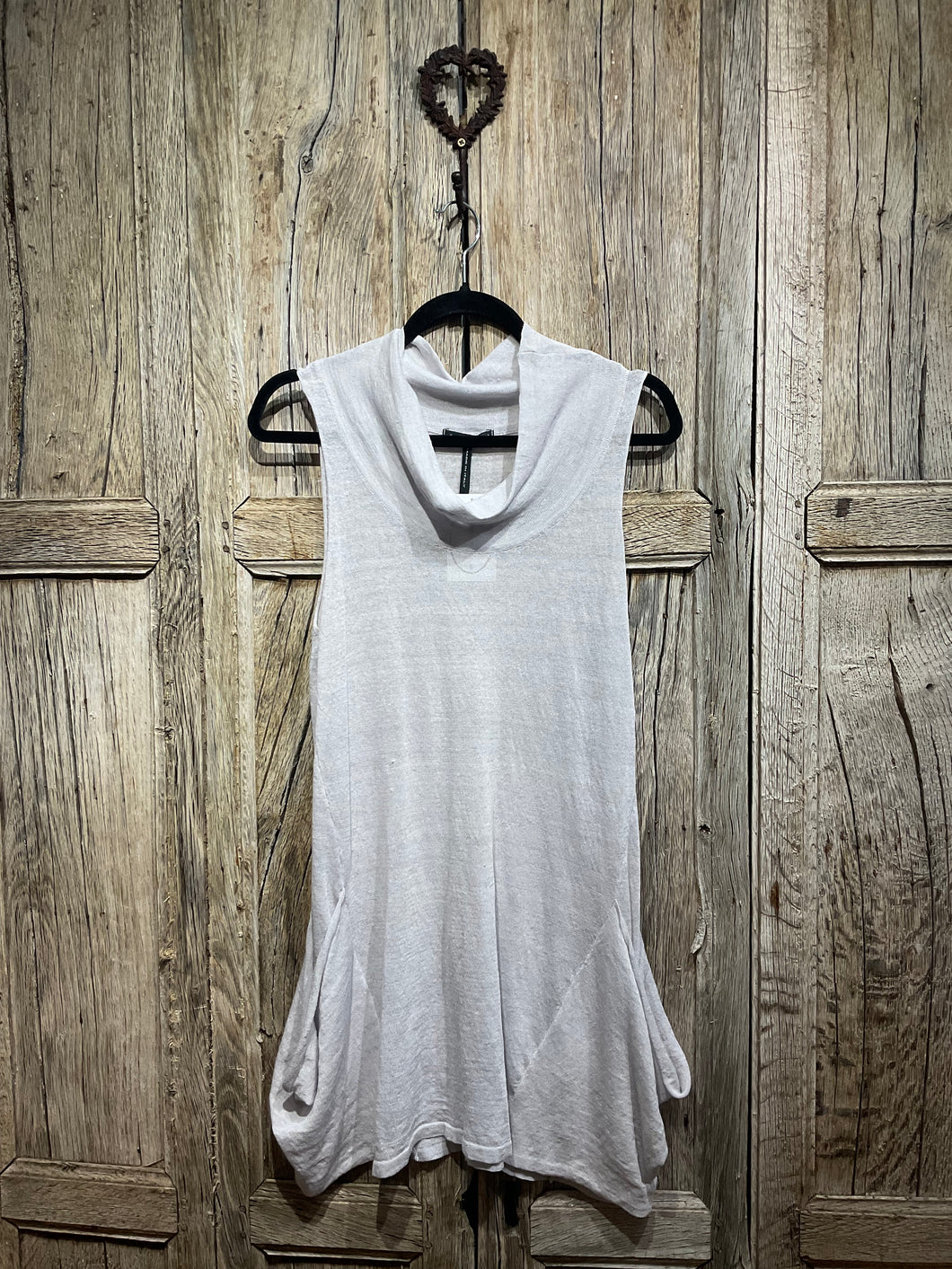Preloved SARAH PACINI Ice Grey Linen Layering Top