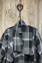 Preloved (NO LABEL) Edge to Edge Black & Grey Check Coat