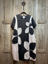 Preloved Grizas Black and White Linen Dress