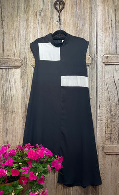Preloved MODERN, Black & White Dress