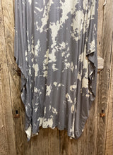Preloved NO LABEL, Grey and White Pattern Dress