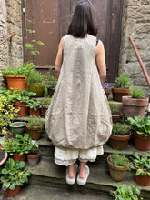 JLS Sleeveles Striped Puffy Dress D38