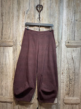 Preloved RUNDHOLZ Burgundy and Black Trousers