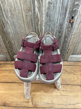 Preloved Lofina Burgundy Sandal