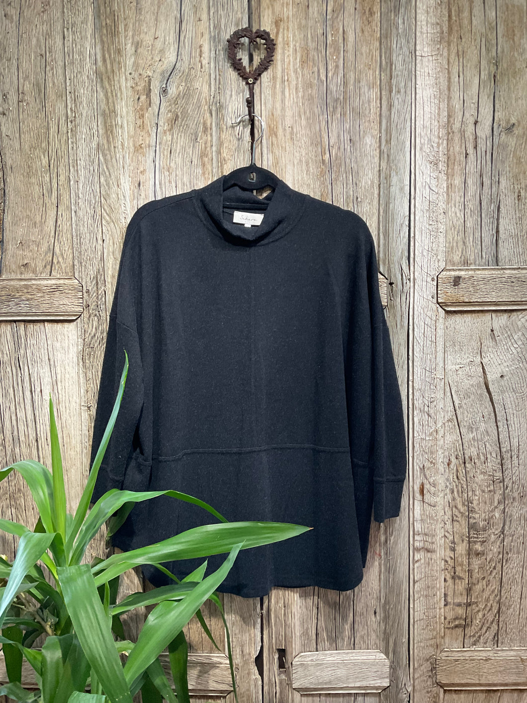 Preloved SAHARA Black Marl Tunic