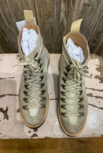 Preloved Maple Suede Boots