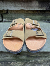 Natural World Eco Kaki Sliders 722