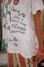 Magnolia Pearl Ducks Love Strawberries Tee 2756