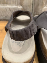 Preloved Lofina Brown Leather Sandal