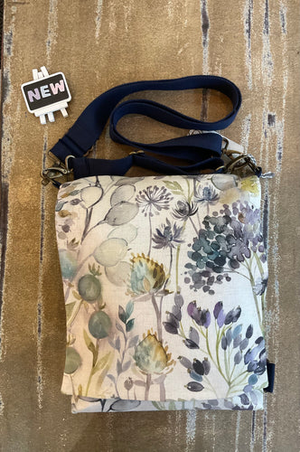Tethera Greys Floral Fruid Bag