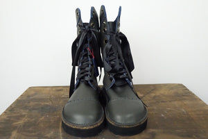 HandmadeDark Green Leather Boots Size 4 by 'Shŵs & Bŵts by Anna'